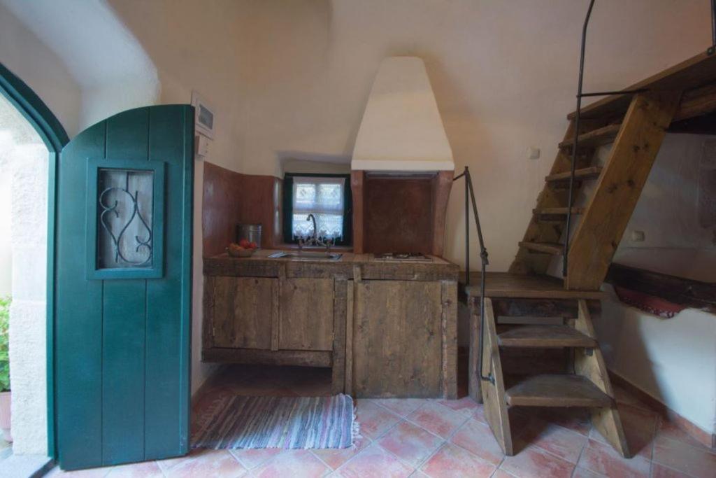Abramis Rooms Mitáta Kültér fotó